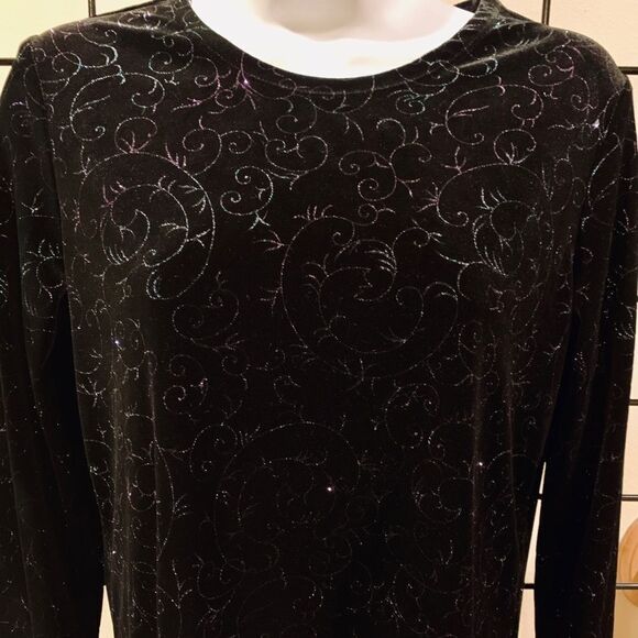🦋 Girl’s NOTATIONS Long Sleeve Mulit-Color Design - Picture 1 of 8